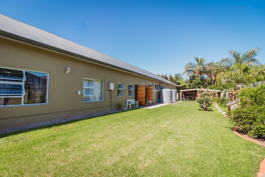 5 Bedroom Property for Sale in Heather Park Western Cape